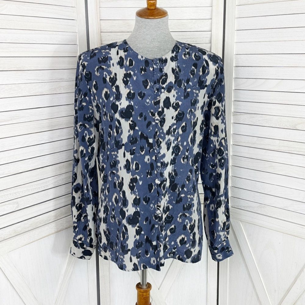 Vintage‎ 90s Tess Silk Blouse Abstract Leopard Print Blue Grey 4 Button Front